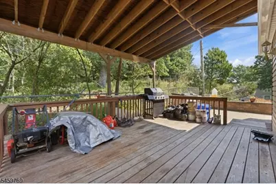 50 Woods Rd, Little Falls Township, NJ 07424 - Photo 16