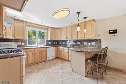 50 Woods Rd, Little Falls Township, NJ 07424 - Photo 4