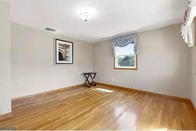 50 Woods Rd, Little Falls Township, NJ 07424 - Photo 6