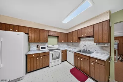 1 Holly Dr, Randolph Township, NJ 07869 - Photo 8