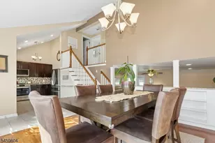 57 Cleveland Ave, Woodbridge Township, NJ 07067 - Photo 10