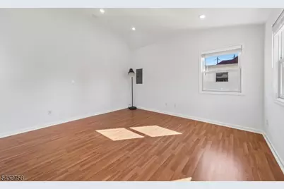164 Washington St, Bloomfield, NJ 07003 - Photo 14