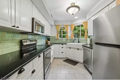 20 Encampment Drive, Bedminster Township, NJ 07921 - Photo 6
