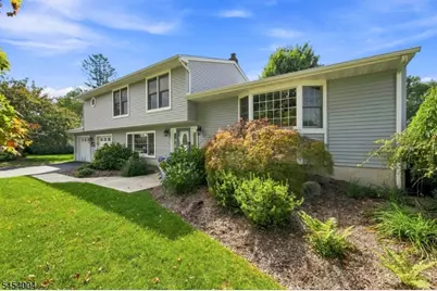 11 Mary Pl, Pequannock Township, NJ 07440 - Photo 2