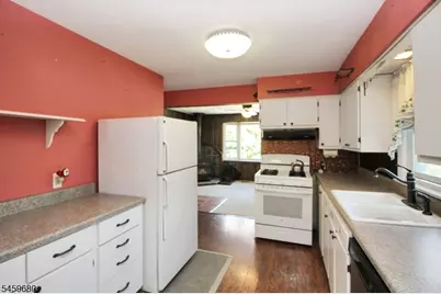 57 N Main St, Flemington, NJ 08822 - Photo 6