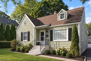 57 N Main St, Flemington, NJ 08822 - Photo 2