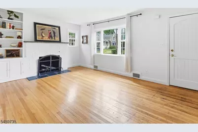 2025 Hill Top Rd, Scotch Plains Township, NJ 07076 - Photo 8