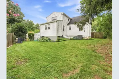 2025 Hill Top Rd, Scotch Plains Township, NJ 07076 - Photo 26