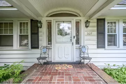 327 Rifle Camp Rd, Woodland Park, NJ 07424 - Photo 2