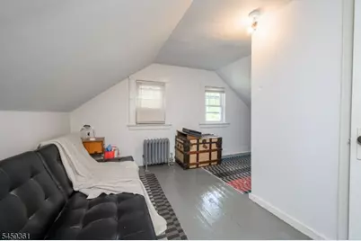 327 Rifle Camp Rd, Woodland Park, NJ 07424 - Photo 24