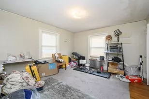 327 Rifle Camp Rd, Woodland Park, NJ 07424 - Photo 16