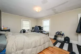 327 Rifle Camp Rd, Woodland Park, NJ 07424 - Photo 18