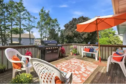 17 Dando Ct, Clifton, NJ 07013 - Photo 18