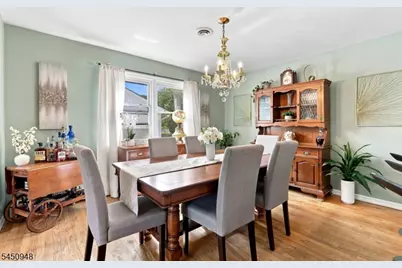 17 Dando Ct, Clifton, NJ 07013 - Photo 10