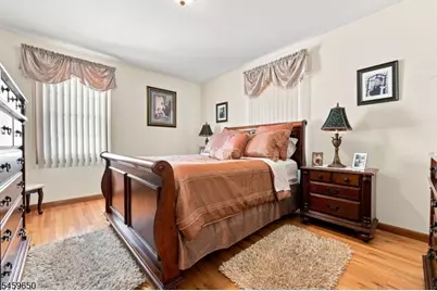1022 Falls Ter, Union Township, NJ 07083 - Photo 16