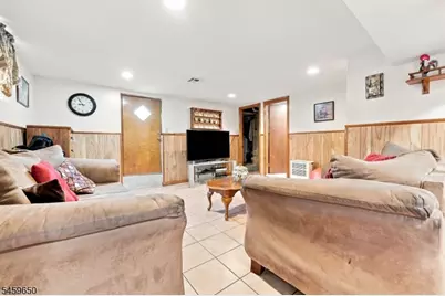 1022 Falls Ter, Union Township, NJ 07083 - Photo 24