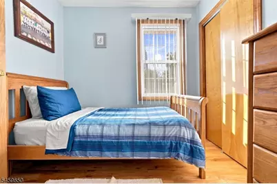 1022 Falls Ter, Union Township, NJ 07083 - Photo 12