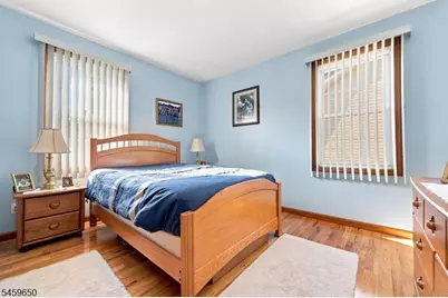 1022 Falls Ter, Union Township, NJ 07083 - Photo 14