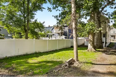 80 Glenwild Ave, Bloomingdale, NJ 07403 - Photo 26