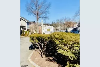 48-50 Elm St #8A, Morristown, NJ 07960 - Photo 2
