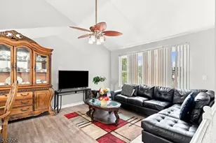 8 Rollins Trail, Hopatcong, NJ 07843 - Photo 10