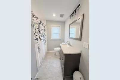 109 Sherman Ave, Roselle Park, NJ 07204 - Photo 10