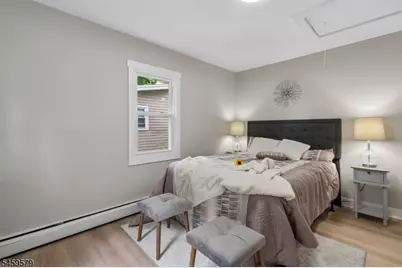193 Monroe Trl, Hopatcong, NJ 07843 - Photo 20