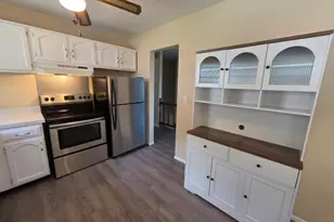 322 Richard Mine Rd G, Rockaway Township, NJ 07885 - Photo 2