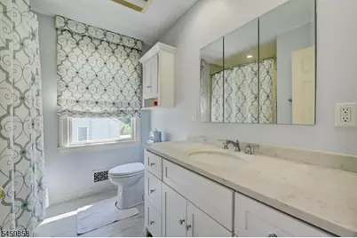 43 Bernard St, Branchburg Township, NJ 08876 - Photo 32