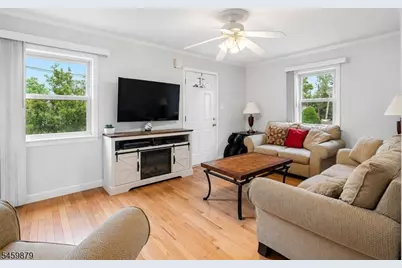 1601 Raritan Rd, Clark Township, NJ 07066 - Photo 6