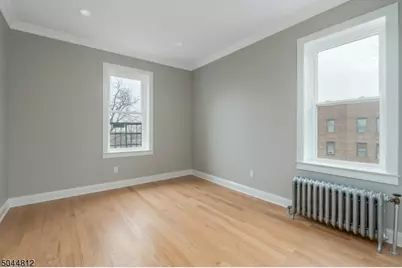 45 N Fullerton Ave #204, Montclair, NJ 07042 - Photo 16