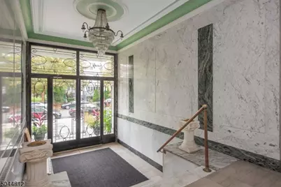 45 N Fullerton Ave #204, Montclair, NJ 07042 - Photo 2