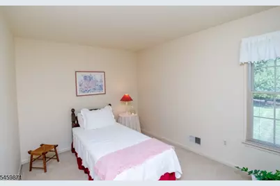 25 Farmhouse Rd, Alexandria Township, NJ 08848 - Photo 32