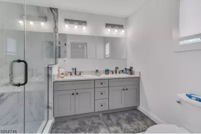 18 S 20th St, Kenilworth, NJ 07033 - Photo 14