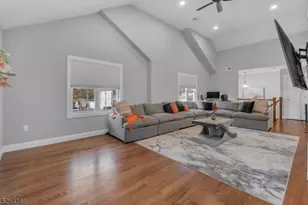 18 S 20th St, Kenilworth, NJ 07033 - Photo 2
