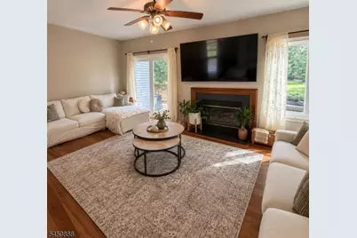 34 Whitehall Ct, Hillsborough Township, NJ 08844 - Photo 6