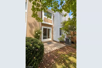 34 Whitehall Ct, Hillsborough Township, NJ 08844 - Photo 16