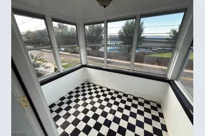 25 Kingsland St, Nutley, NJ 07110 - Photo 2