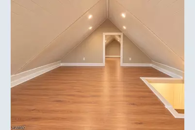 25 Kingsland St, Nutley, NJ 07110 - Photo 12