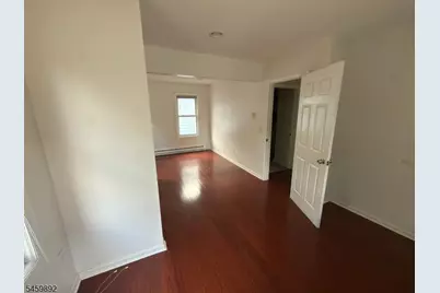 25 Kingsland St, Nutley, NJ 07110 - Photo 8