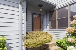 4 Hillside Ct, Lambertville, NJ 08530 - Photo 4