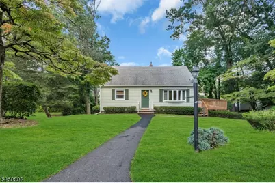 10 Park Ter, East Hanover Township, NJ 07936 - Photo 4