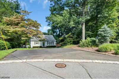 10 Park Ter, East Hanover Township, NJ 07936 - Photo 8