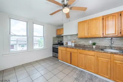 130 Milford Ave, Newark, NJ 07108 - Photo 22