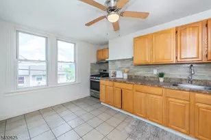 130 Milford Ave, Newark, NJ 07108 - Photo 22