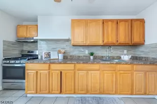 130 Milford Ave, Newark, NJ 07108 - Photo 24