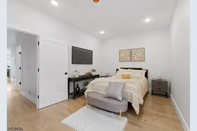 77 Brookside Ave, Irvington, NJ 07111 - Photo 18