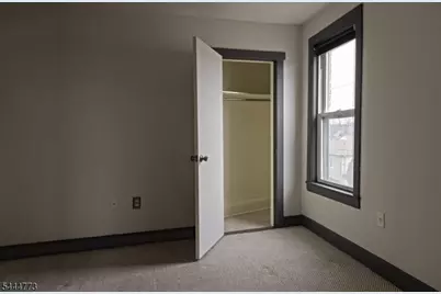 181 Lincoln Pl #3, Garfield, NJ 07026 - Photo 6