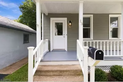 13 Malcolm St, Morristown, NJ 07960 - Photo 4