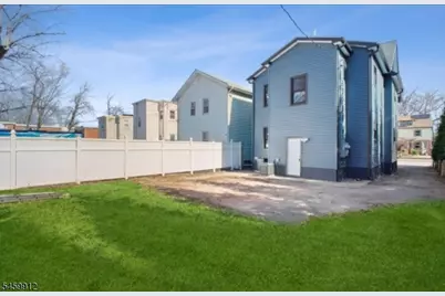 142 Maple Ave #1, Montclair, NJ 07042 - Photo 12